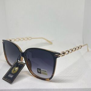 VG Tortoise Chain Sunglasses